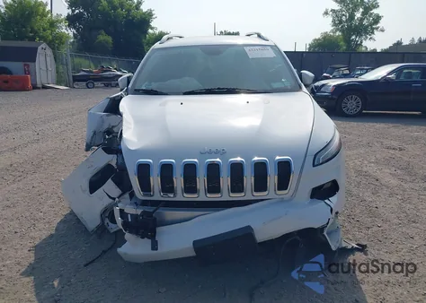 2018 Jeep Cherokee Latitude 4X4 z USA, uszkodzony, nr VIN 1C4PJMCBXJD517686